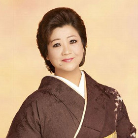 女性演歌歌手一覧 Category:日本の女性歌手